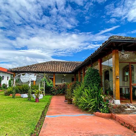Hosteria Oro Azul Cotacachi Buitenkant foto
